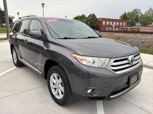 2013 Toyota Highlander SE