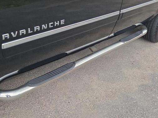 Black 2013 Chevrolet Avalanche LTZ