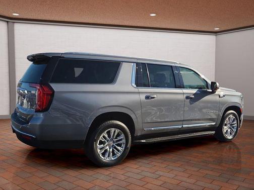 2021 GMC Yukon XL SLT