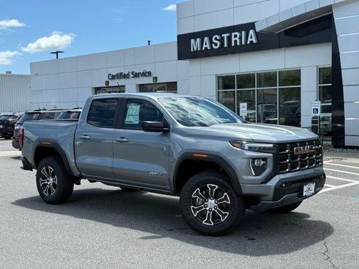 2025 GMC Canyon Base