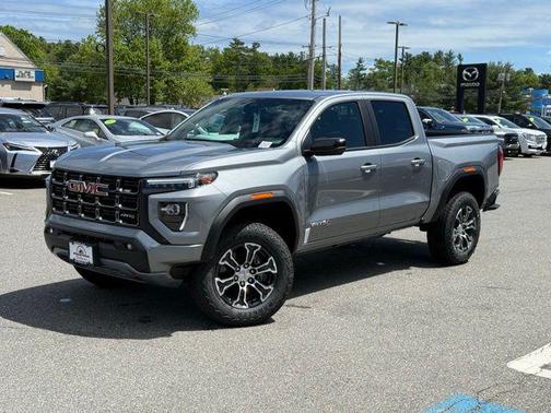 2025 GMC Canyon Base