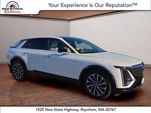 2024 Cadillac LYRIQ Sport
