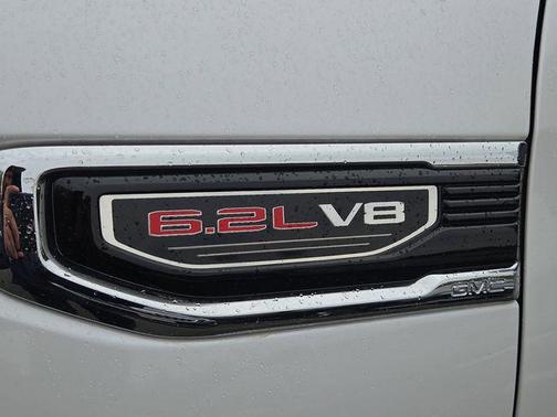 White Frost Tricoat 2023 GMC Sierra 1500 Denali