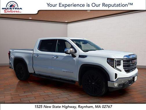 2022 GMC Sierra 1500 SLT
