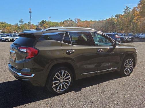 2023 GMC Terrain Denali