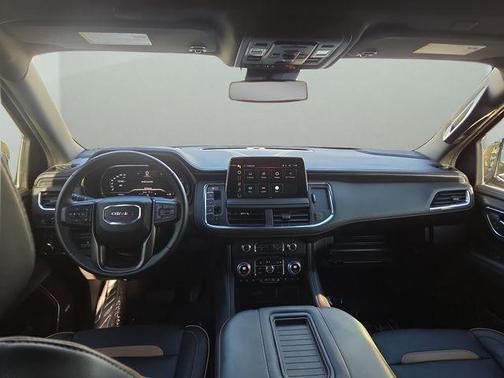 2023 GMC Yukon 4WD AT4