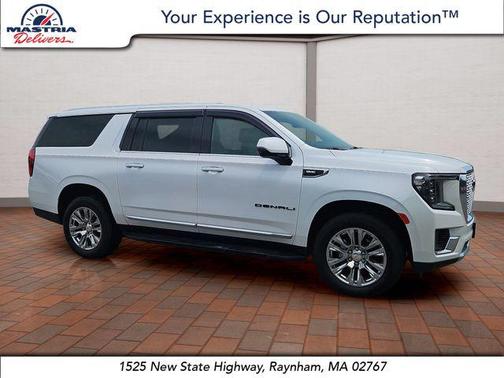 White Frost Tricoat 2023 GMC Yukon XL Denali