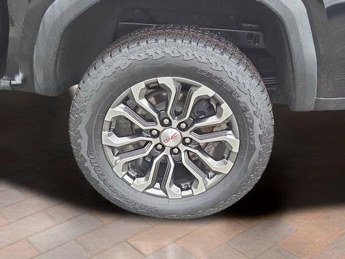 Onyx Black 2023 GMC Canyon Denali