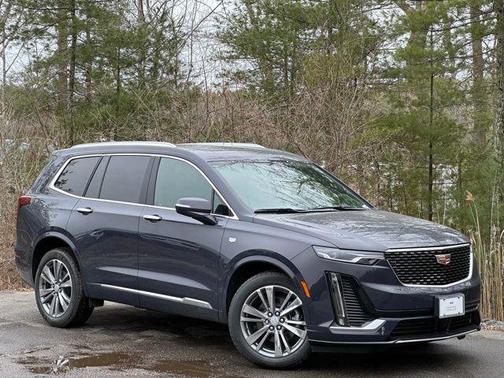 2025 Cadillac XT6 Premium Luxury AWD