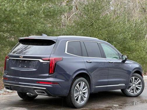 2025 Cadillac XT6 Premium Luxury AWD