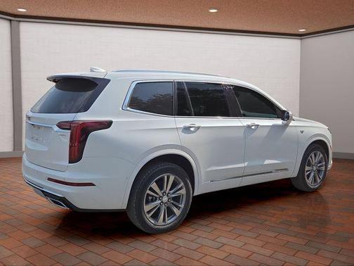 2025 Cadillac XT6 Premium Luxury AWD