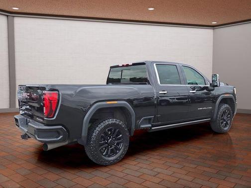 2023 GMC Sierra 2500 Denali