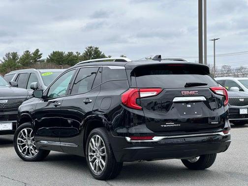2022 GMC Terrain Denali
