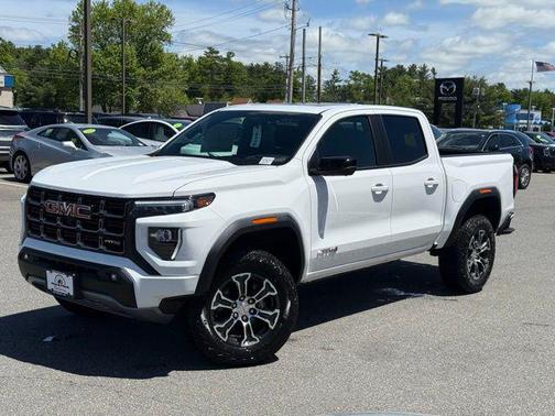 2025 GMC Canyon Base