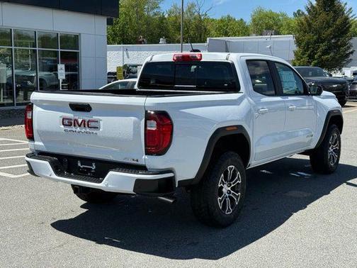 2025 GMC Canyon Base