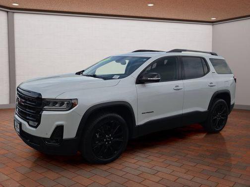 2022 GMC Acadia AWD SLT
