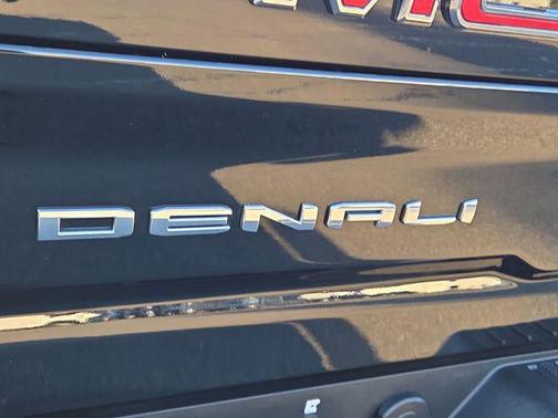 2024 GMC Sierra 2500 Denali