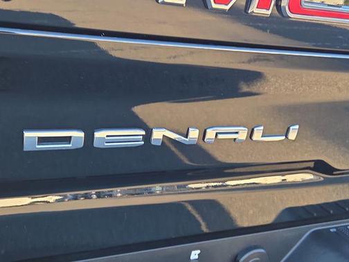2024 GMC Sierra 2500 Denali