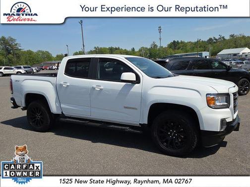 Summit White 2022 GMC Canyon Elevation