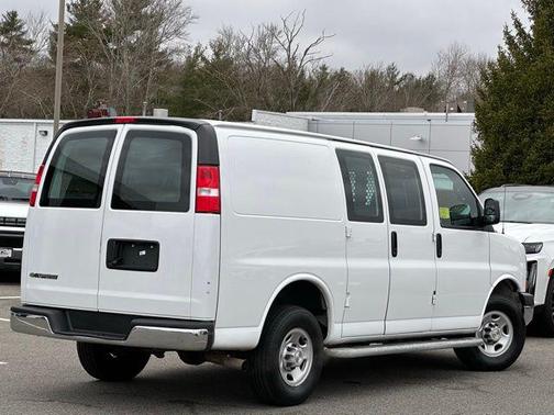 2023 Chevrolet Express 2500 RWD 2500 Regular Wheelbase WT