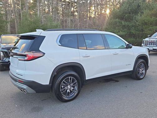 2025 GMC Acadia FWD Elevation