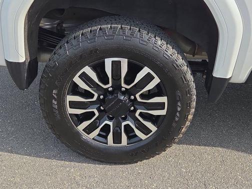 White Frost 2024 GMC Sierra 2500 Denali Ultimate