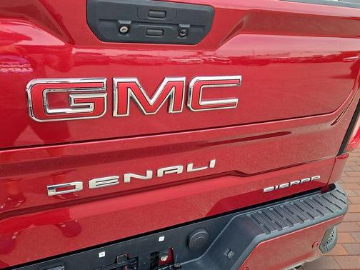 Red Quartz Tintcoat 2020 GMC Sierra 1500 Denali
