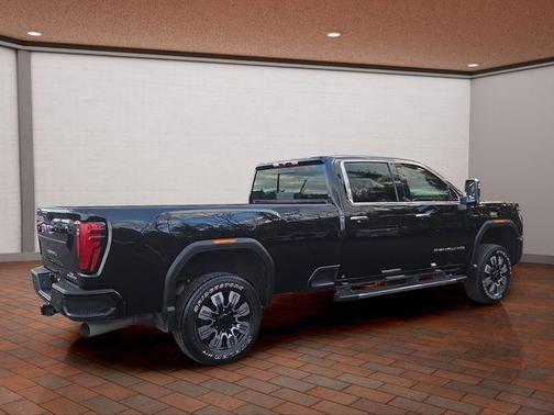 2025 GMC Sierra 2500 Denali