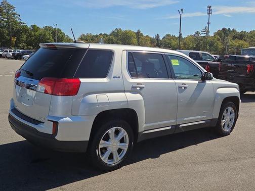 2017 GMC Terrain SLE-1