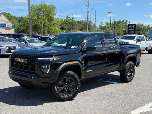 2025 GMC Canyon Elevation