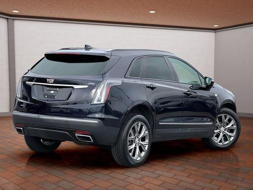 2021 Cadillac XT5 Sport