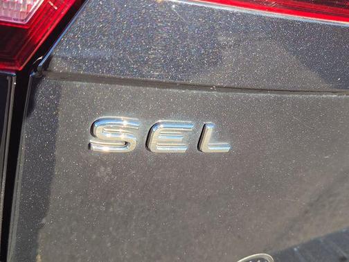 2022 Volkswagen Tiguan 2.0T SEL R-Line 4MOTION