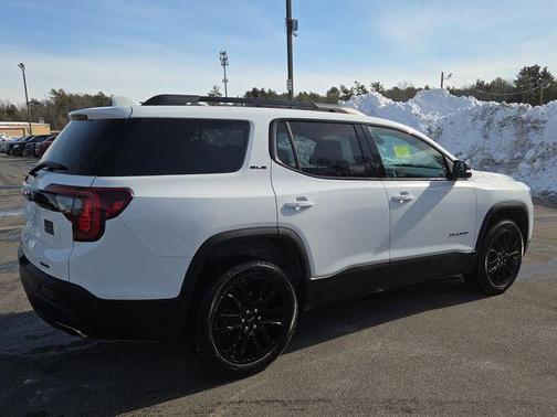 2023 GMC Acadia AWD SLE