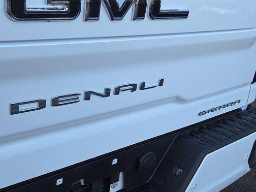 2026 GMC Sierra 2500 Denali Ultimate