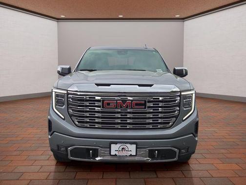 Sterling Metallic 2023 GMC Sierra 1500 Denali