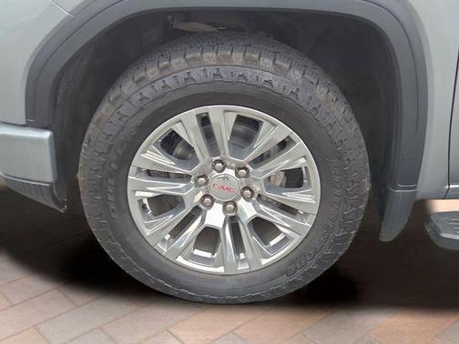 Sterling Metallic 2023 GMC Sierra 1500 Denali