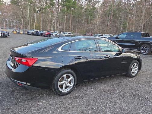 Mosaic Black Metallic 2018 Chevrolet Malibu 1LS