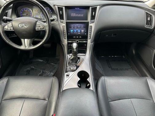 2016 INFINITI Q50 2.0T Premium