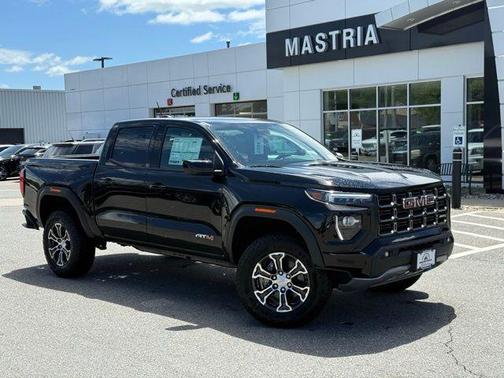 2025 GMC Canyon Base
