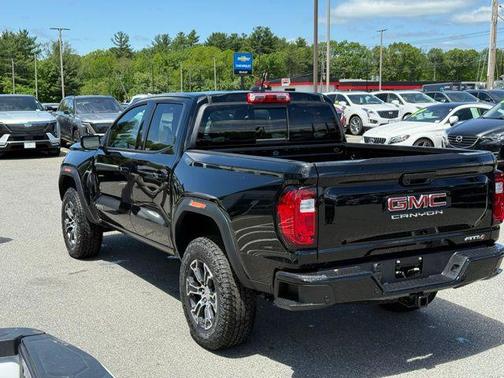 2025 GMC Canyon Base