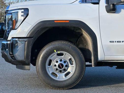 2025 GMC Sierra 2500 Base