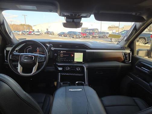 2024 GMC Sierra 2500 Denali