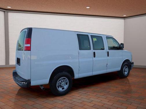 2024 Chevrolet Express 2500 RWD 2500 Regular Wheelbase WT