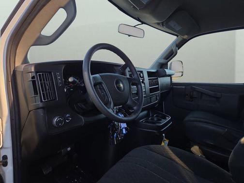 2024 Chevrolet Express 2500 RWD 2500 Regular Wheelbase WT