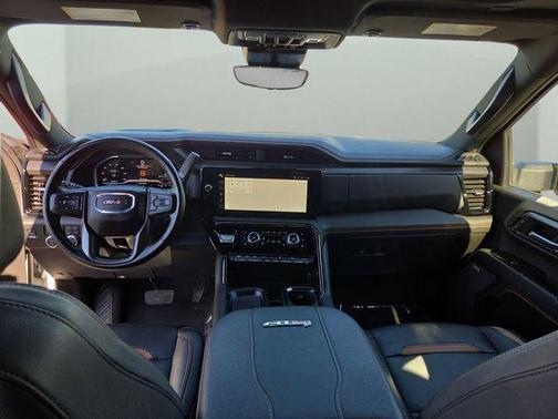 Summit White 2024 GMC Sierra 2500 AT4
