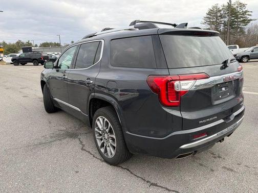 2022 GMC Acadia Denali