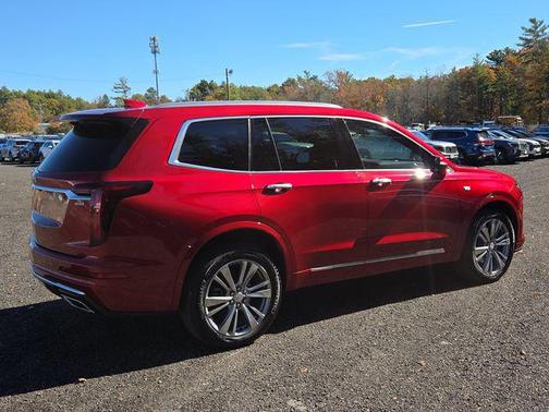 2024 Cadillac XT6 Premium Luxury AWD
