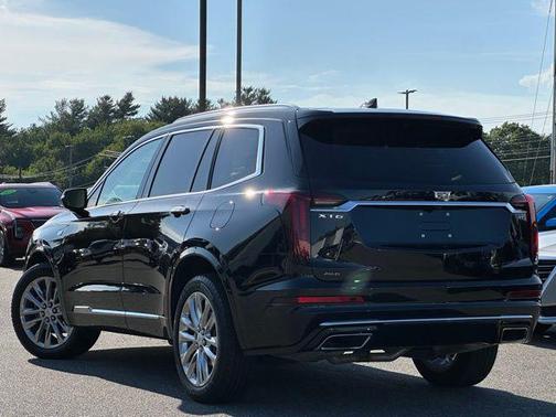 2023 Cadillac XT6 Premium Luxury AWD