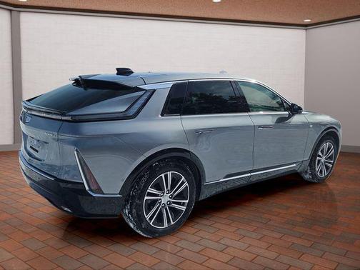 2025 Cadillac LYRIQ Luxury