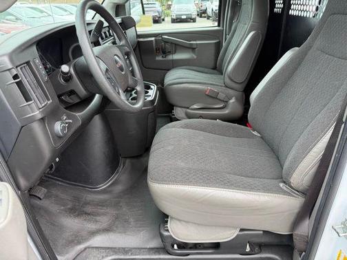 2023 GMC Savana 2500 Work Van